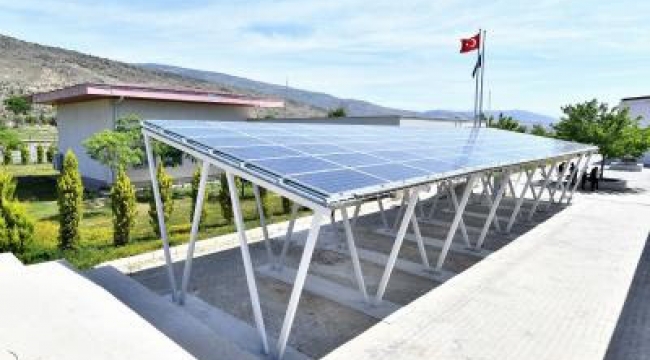 İzmir'de dört tesise daha güneş enerjisi 