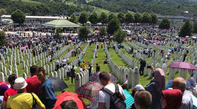 Milletvekili Sındır, "Srebrenitsa'daki yara kapanmadı, kapanmayacak!"