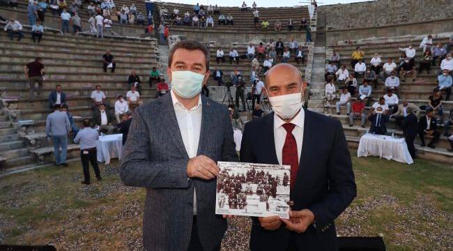 Başkan Koştu; Zeus Sunağı ile ilgili müjdeyi Asklepion'da verdi 