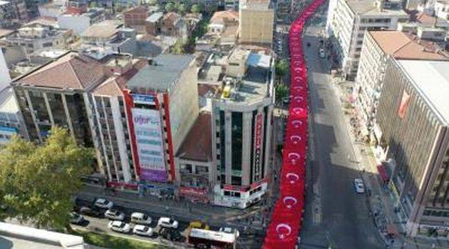 Kurtuluşun 98. yıldönümünde zafer yürüyüşü