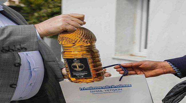 Seferihisar Belediyesi'nden her ay 2 litre zeytinyağı