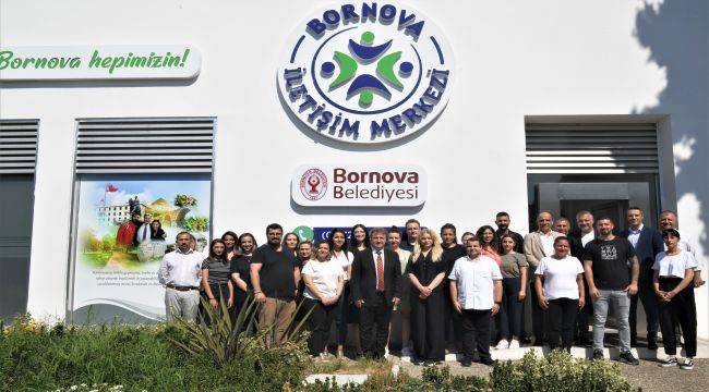 Bornova'da iletişimin merkezi oldu