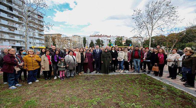 CHP Bayraklı, kadınlar anısına fidan dikti