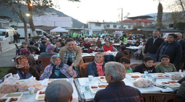 Efes Selçuk'ta Ramazan Dayanışması